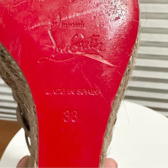 🌺CHRISTIAN LOUBOUTIN🌺 Tramontagne Red Sole Wedge
Sandal Beige Size:38 - Picture 13 of 14